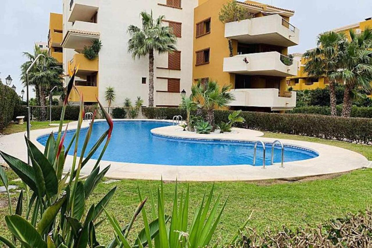 Acogedor Apartamento Al Lado De La Playa Alicante Exterior photo
